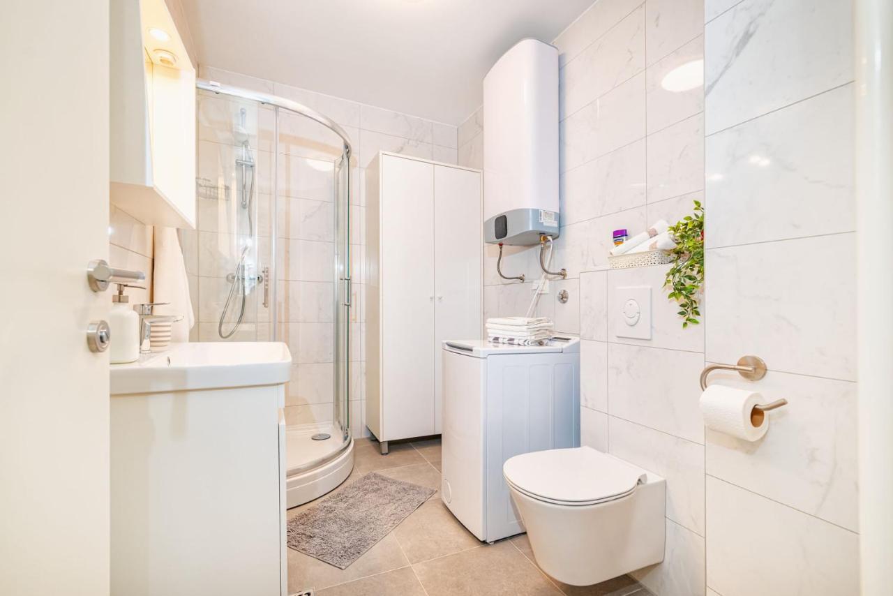 Ferienwohnung Ap Stella, Center Of Zadar, 2Br, Parking Exterior foto