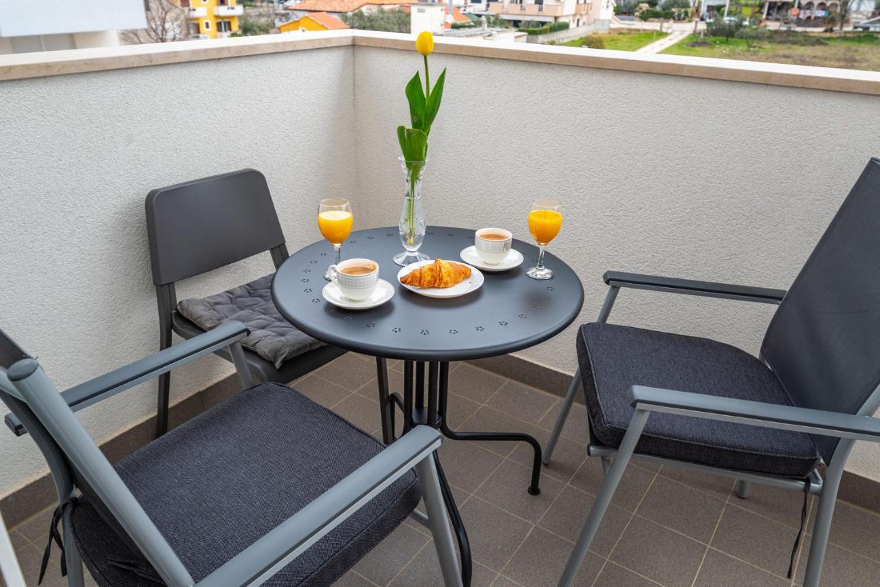 Ferienwohnung Ap Stella, Center Of Zadar, 2Br, Parking Exterior foto